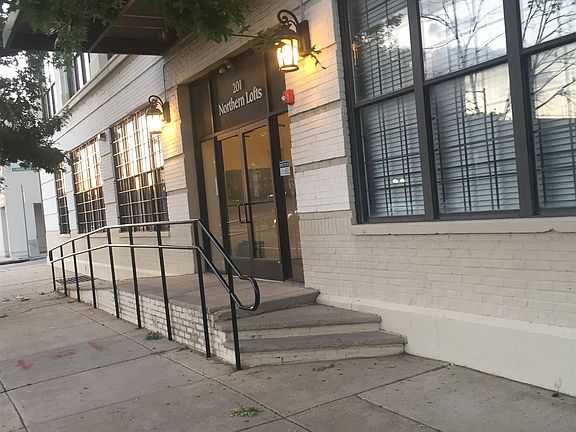 IMG_2089 201 Spring Garden Front