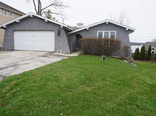 W183S7682 Kingston Dr, Muskego, WI 53150