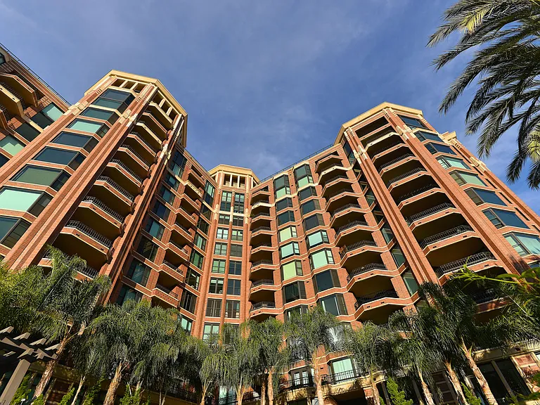 500 W Harbor Dr #1020 — Photo 47