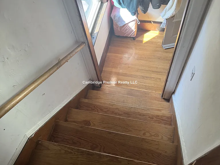 175 Boston Ave — Photo 5