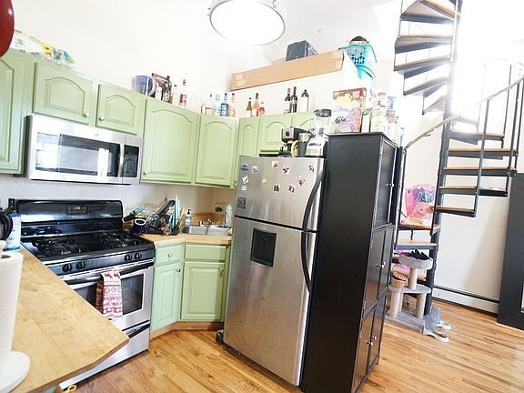 3rd image of 561 6th Ave #5F
