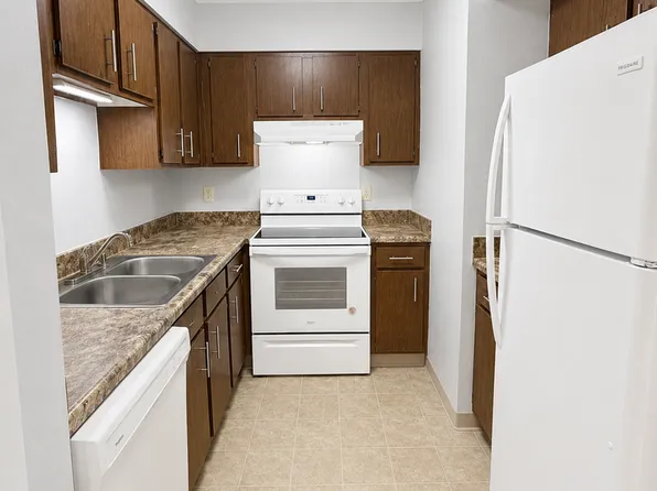 Raven Oaks Apartments