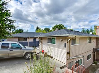 5013 Sand Point Pl NE, Seattle, WA 98105