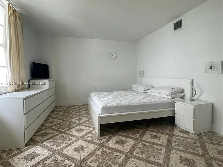 3725 S Ocean Dr #415 — Photo 12