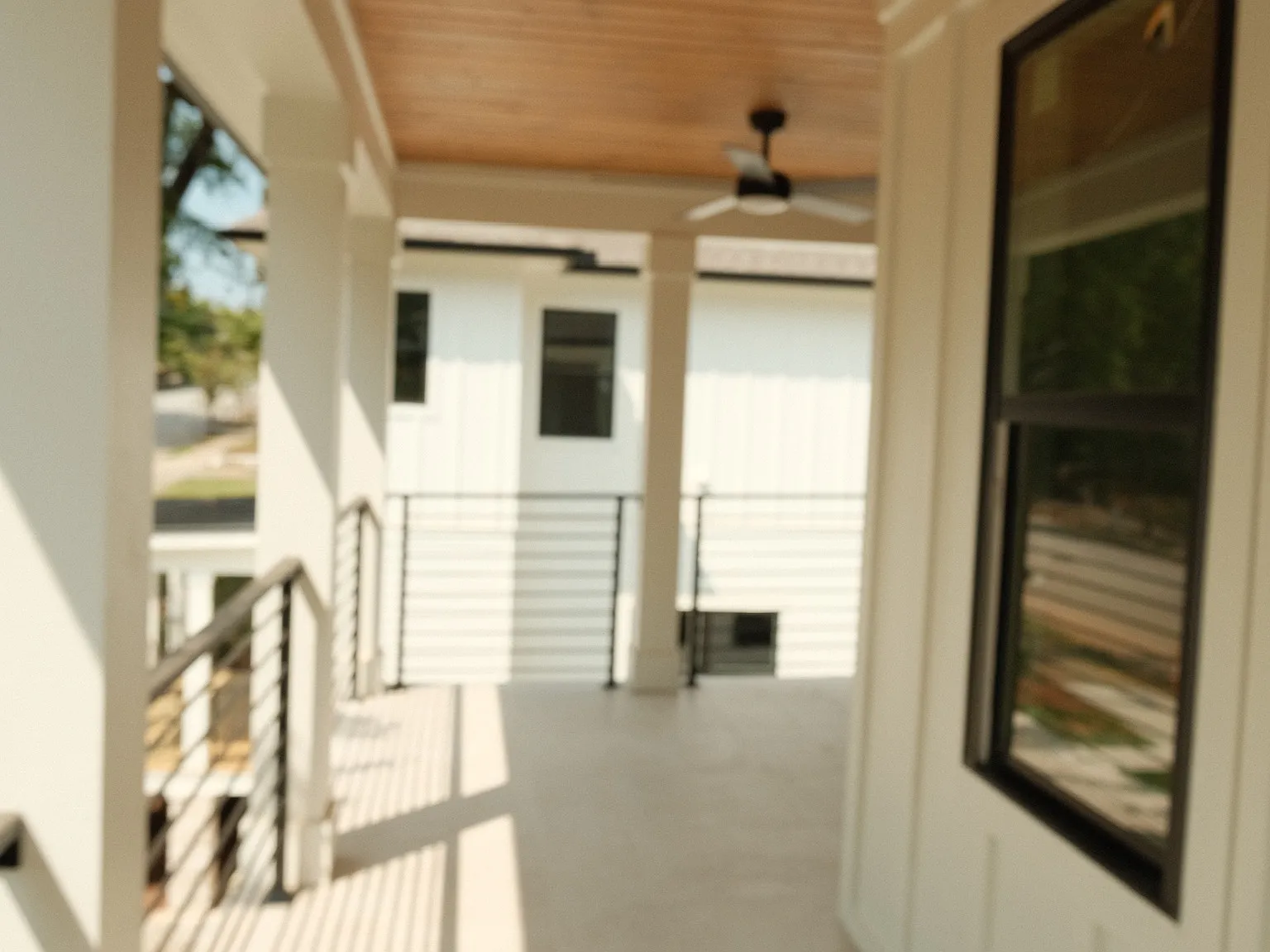 4 bed, 4.5 bath, 2003 sqft, $4,600 — Photo 4