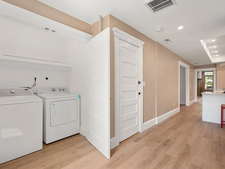 1863 Beacon St #1 — Photo 11