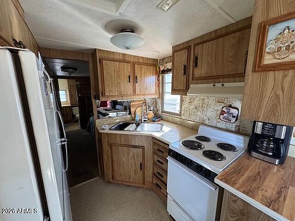 4th image of 209 E OCOTILLO Drive