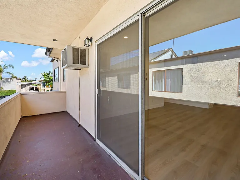5511 Corteen Pl #7A — Photo 13