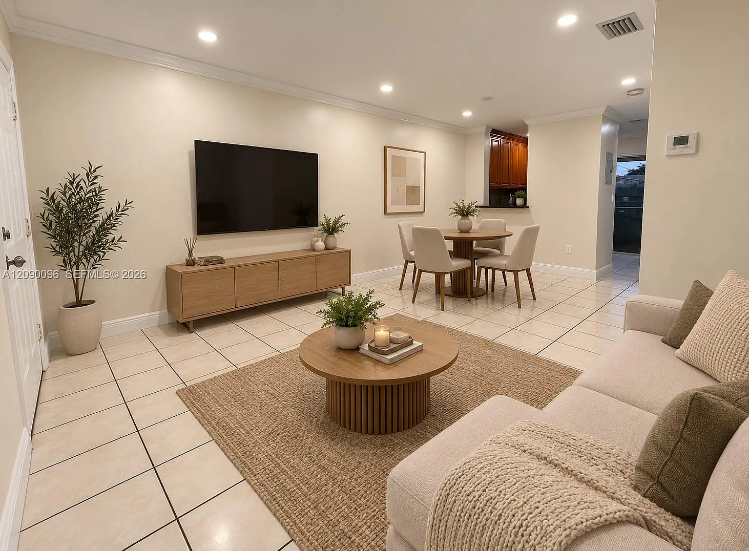 The Diamond Condo — Photo 1