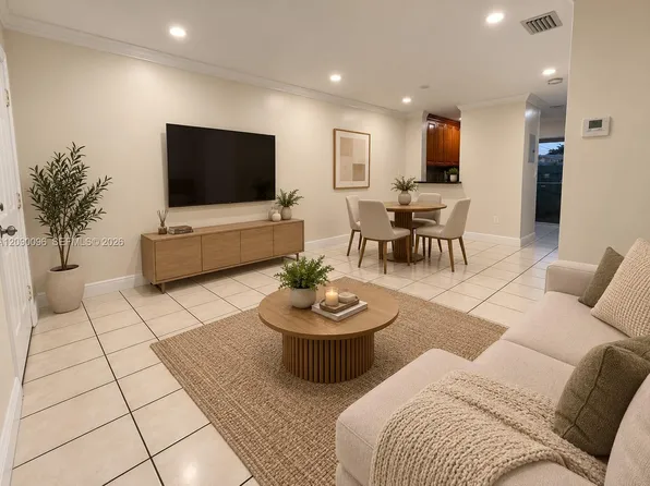 5600 NW 6th St APT 29, Miami, FL 33126