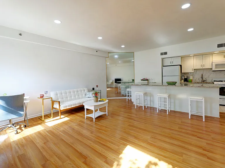 22 Engle St #17 — Photo 15