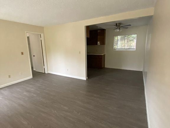 3rd image of 3402 Gundry Ave APT 6
