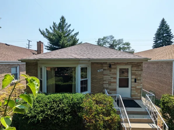 1406 Dobson St, Evanston, IL 60202