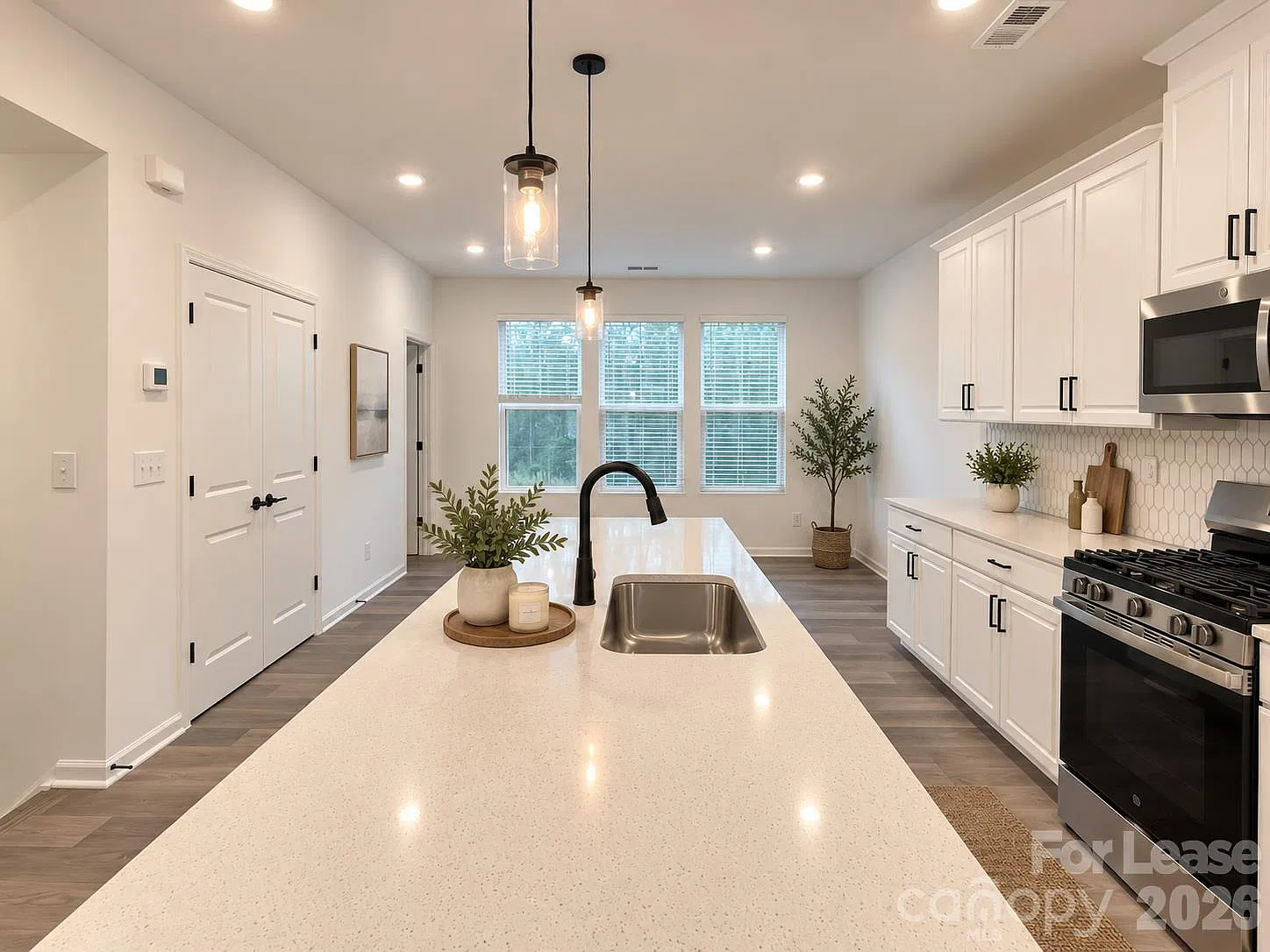 3 bed, 2.5 bath, $2,300 — Photo 1