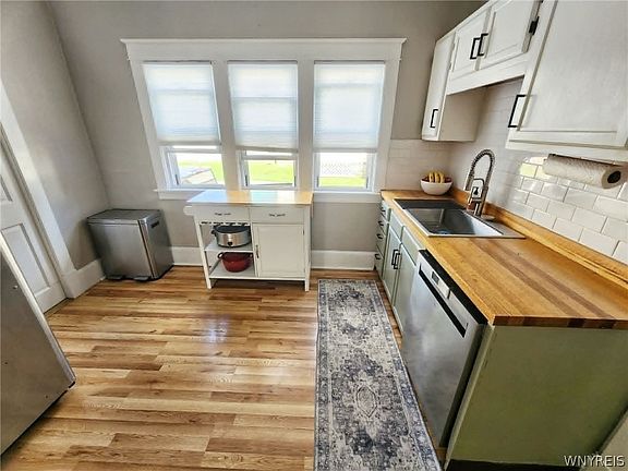 5th image of 607 E State St