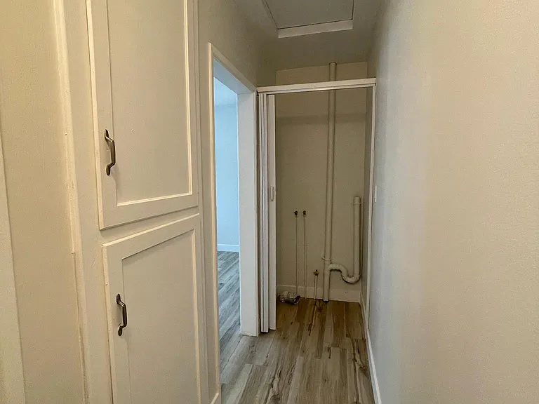 20336 Lorne St #W — Photo 12