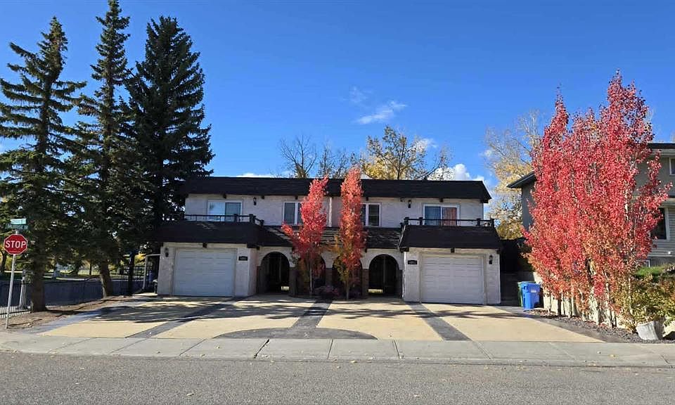 1st image of 5801/5803 Dalgleish Rd NW