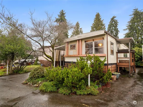 7301 NE 175th Street #303, Kenmore, WA 98028
