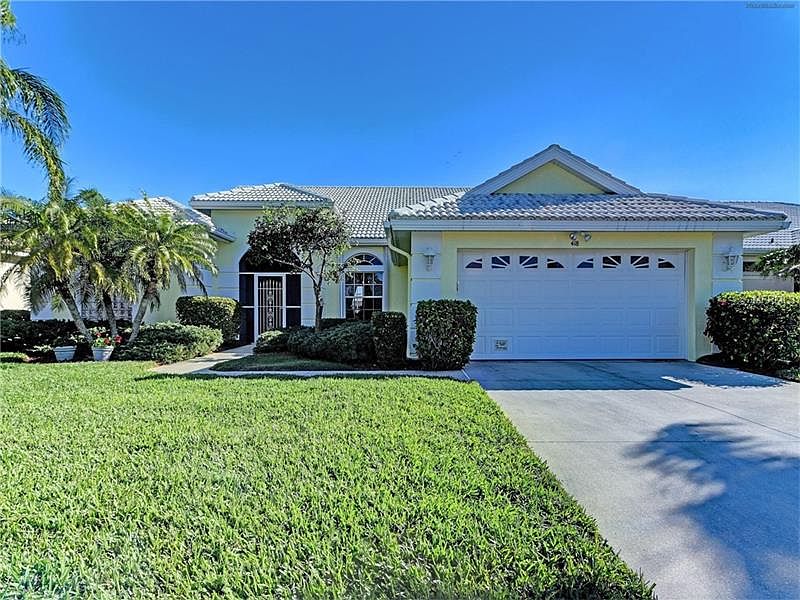 1st image of 418 Pebble Creek Ct