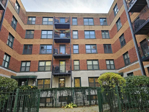 2555 W Catalpa Ave APT 1C, Chicago, IL 60625