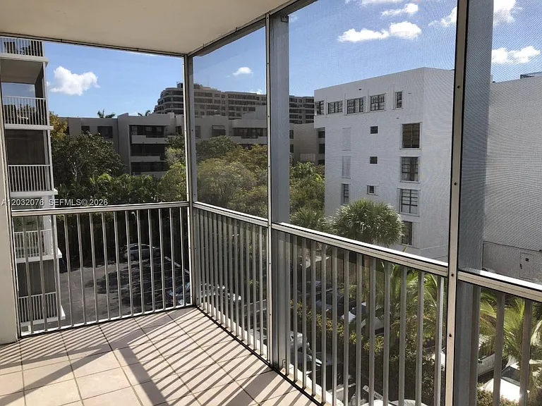 150 Ocean Lane Dr #4B — Photo 16