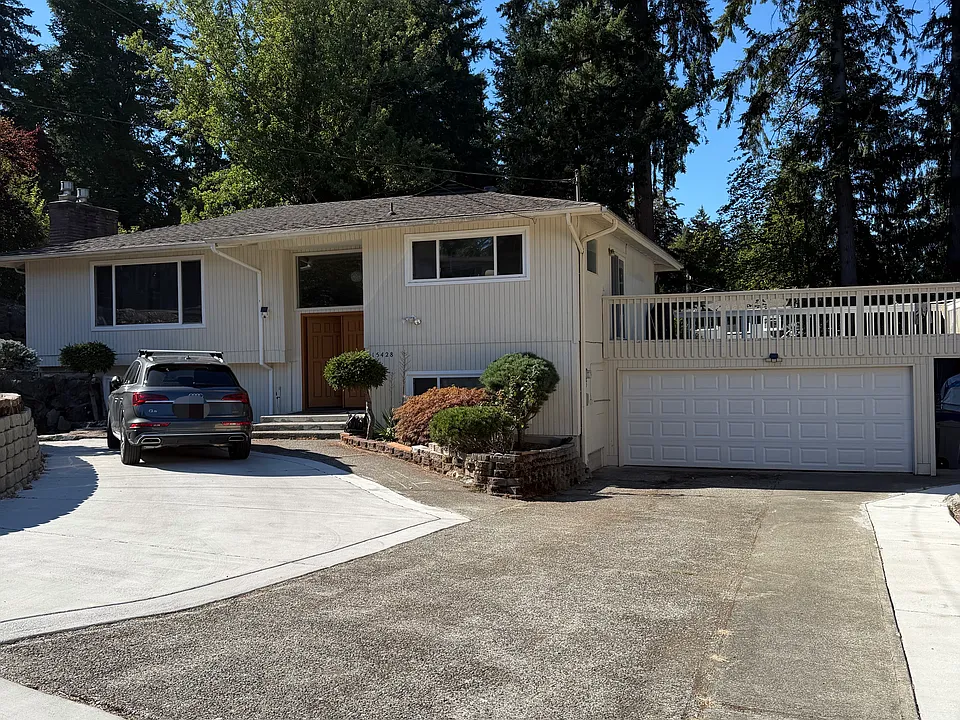 15428 SE 21st Pl