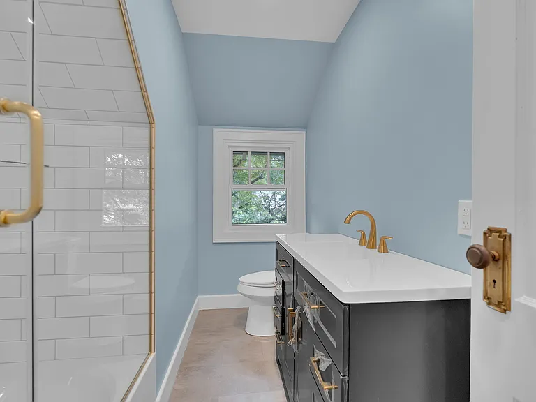 850 Campbell Blvd — Photo 32