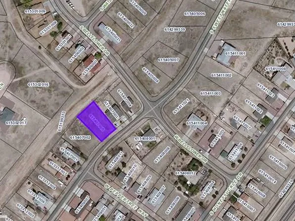 943 S Sweetwater Dr, Pueblo West, CO 81007