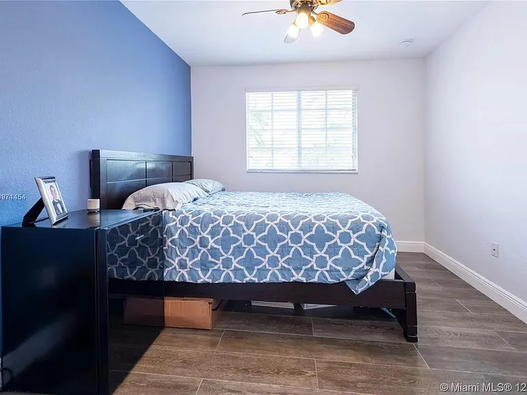 7782 Paddock Pl — Photo 11