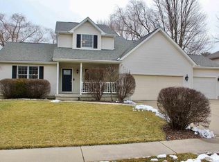 306 Dover Dr, Chatham, IL 62629