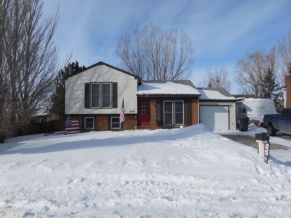 1st image of 806 Quincy Dr