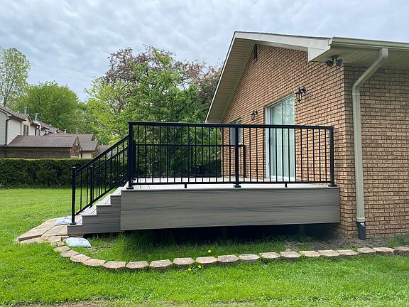 3rd image of 35056 Jeffers Ct