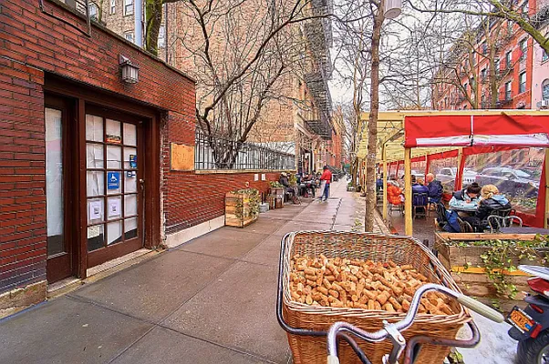 Rented by Living New York | media 18