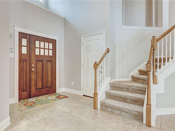 3rd image of 12905 Majestic Oaks Dr