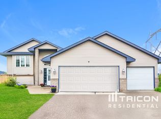 5101 Kahl Ave NE, Albertville, MN 55301
