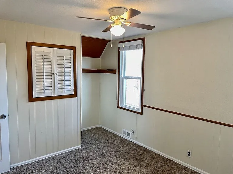 2901 Beacon St #1 — Photo 18