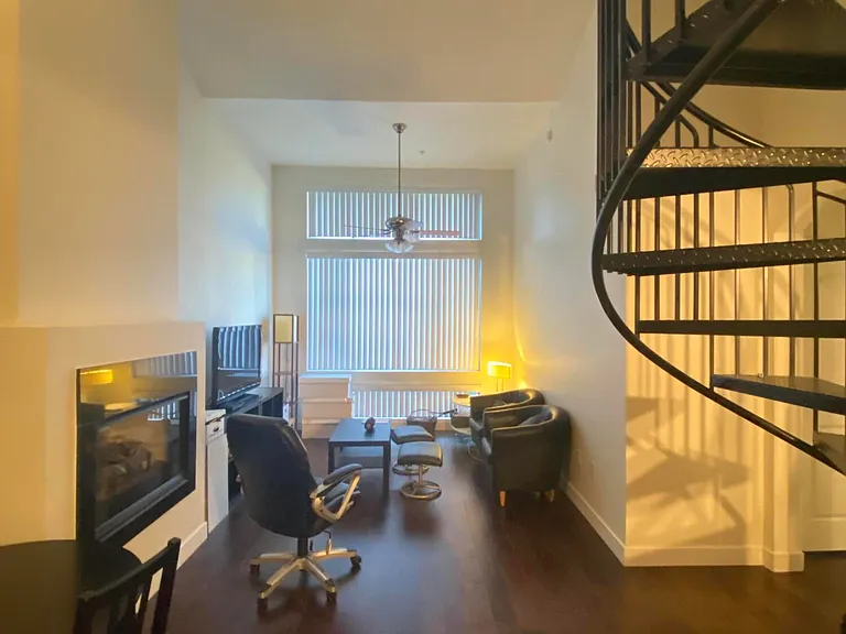 1701 E Colter St #471 — Photo 9