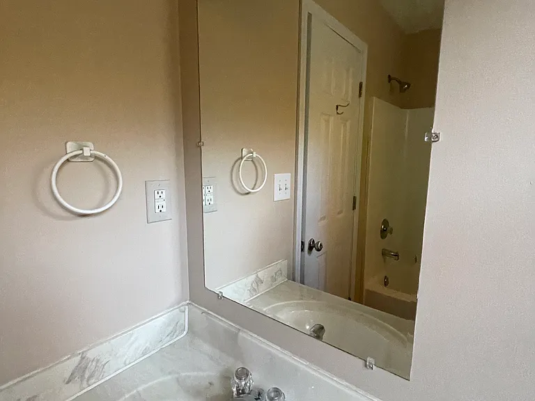 170 Robey Dr — Photo 7