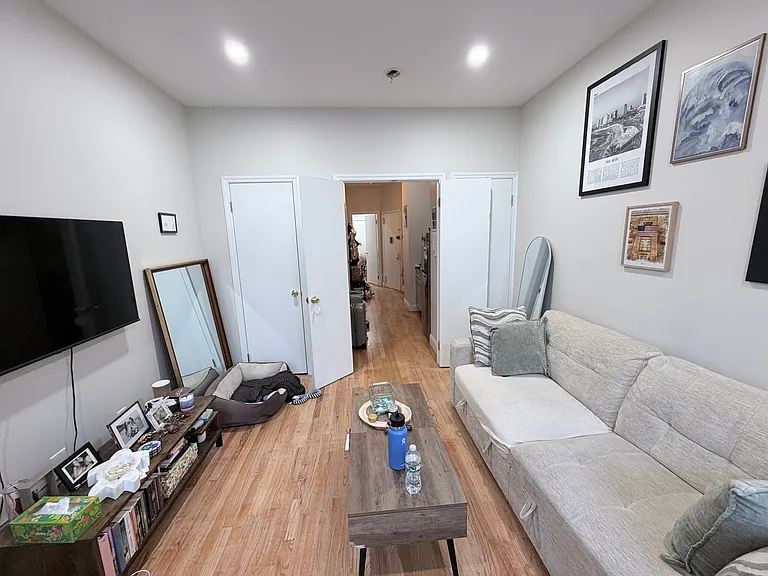 444 E 78th St #18 — Photo 3
