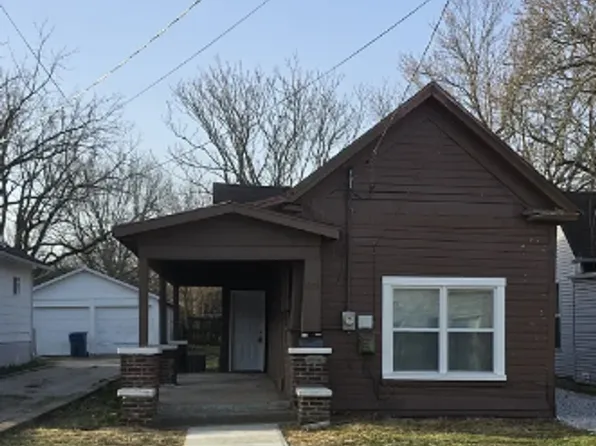 1050 W State St, Springfield, MO 65806