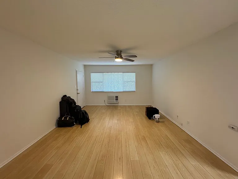 1937 N Bronson Ave #6 — Photo 5