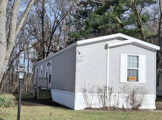 Hickory Hills Village, Battle Creek, MI 49014