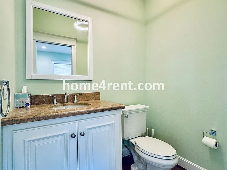 4741 Holly St — Photo 13