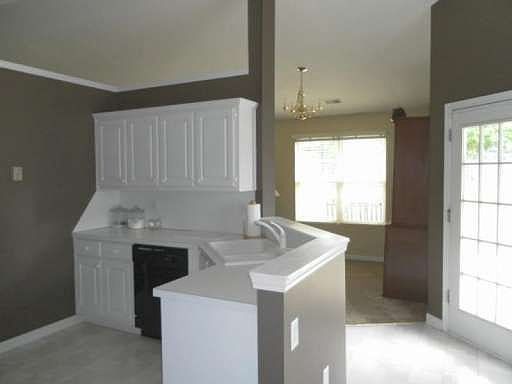 3rd image of 2435 Fort Daniels Dr
