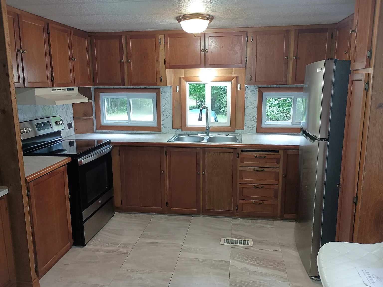 1030 Bean Ln — Photo 4