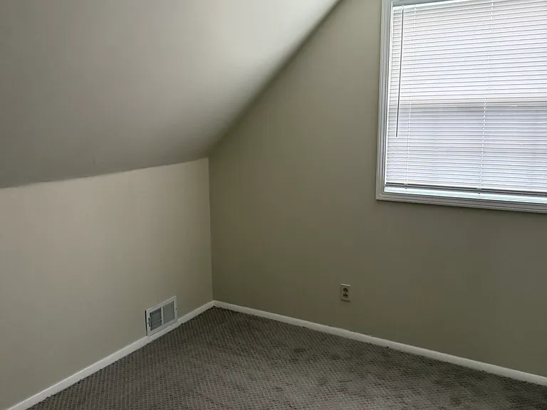 97 Locust Park — Photo 29