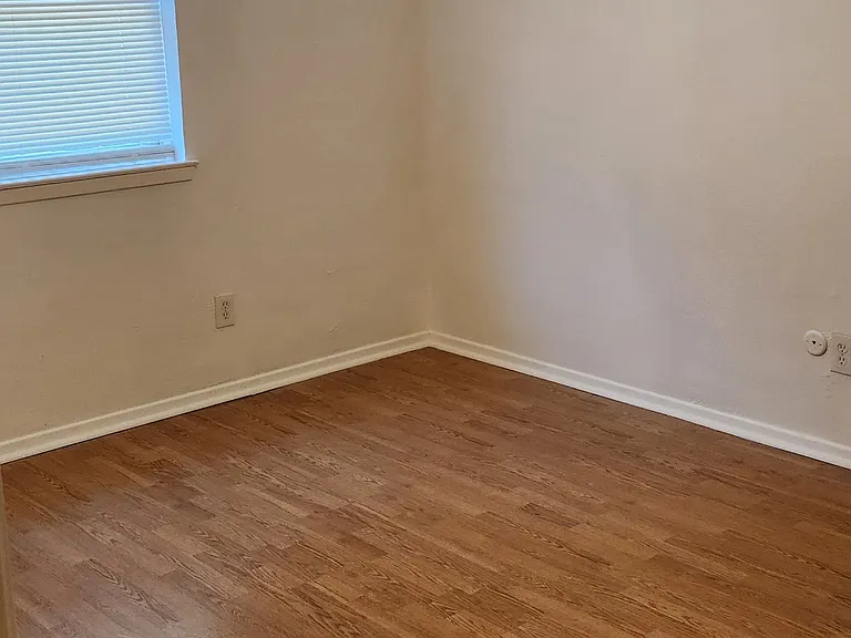 5901 Mountainwood Dr — Photo 10