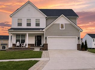 251 Quartz Way, White Lake, MI 48386