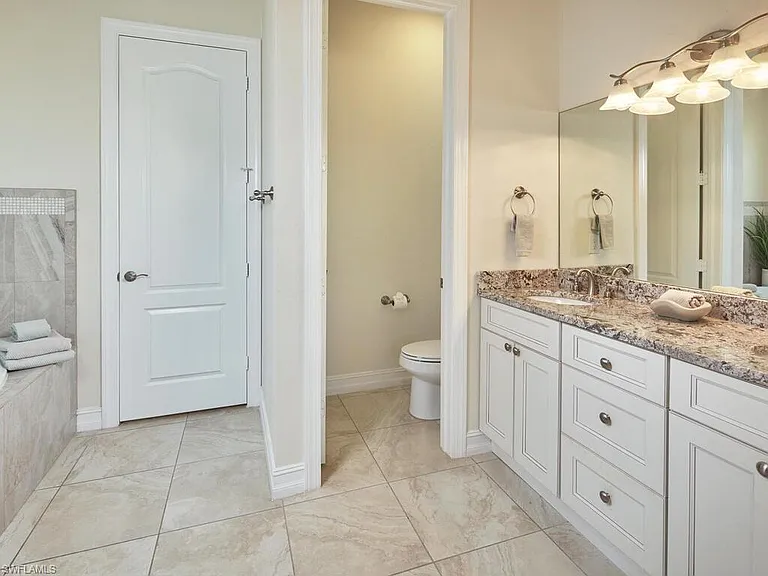 1119 Ridge St — Photo 15