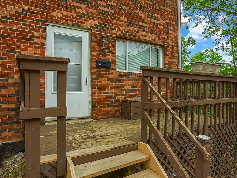 448 Brierly Ln #448 — Photo 2